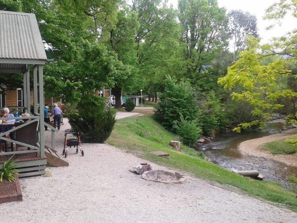 Nrma Bright Holiday Park Экстерьер фото